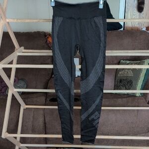 PINK Victoria's Secret Black and Gray High-Waisted Leggings